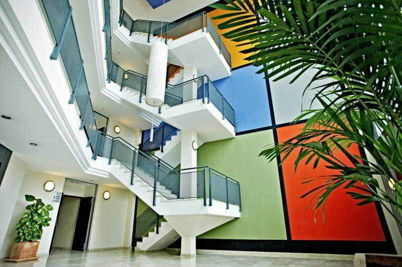Apartamentos Vértice Sevilla Aljarafe Bormujos Bagian luar foto